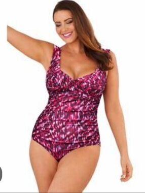 Modele Estilo swimsuit plus size 16 red wine white color flattering suit…